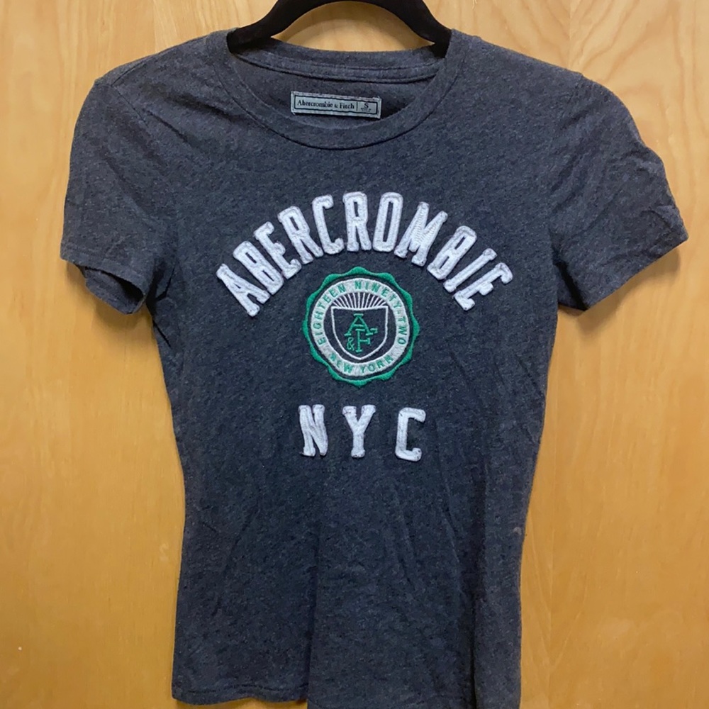 Charcoal Abercrombie T-shirt